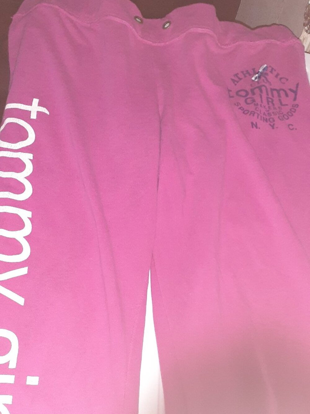 Tommy Girl Pink Graphic Sweatpants Joggers - Picture 6 of 6
